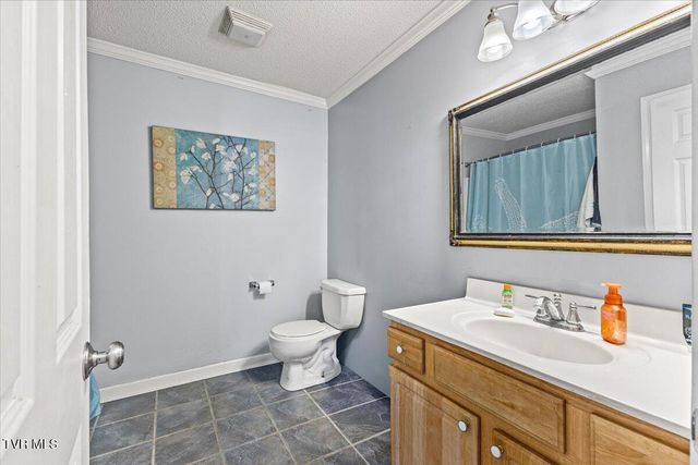 1069 Snowden Terrace, Johnson City, TN 37601