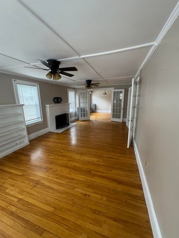 89 Centre Street, Concord, NH 03301