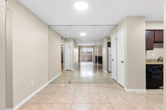 9350 Country Creek Drive 52, Houston, TX 77036
