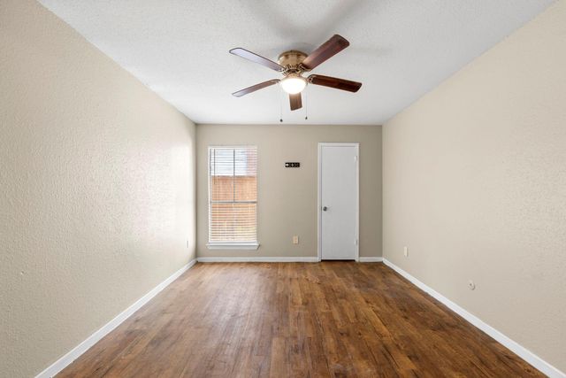 9350 Country Creek Drive 52, Houston, TX 77036