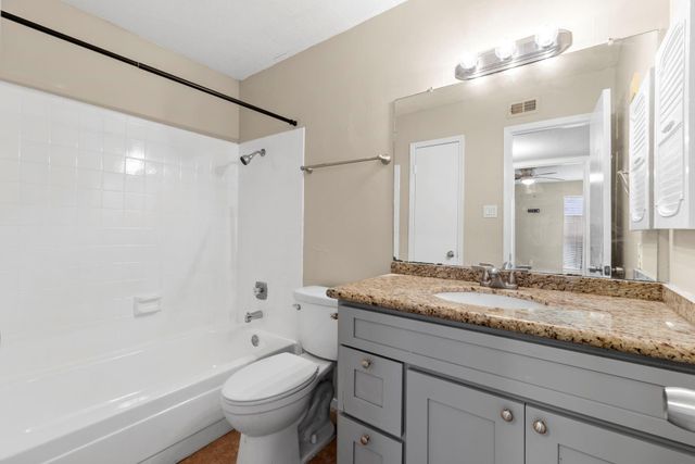 9350 Country Creek Drive 52, Houston, TX 77036