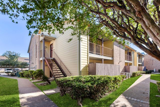 9350 Country Creek Drive 52, Houston, TX 77036