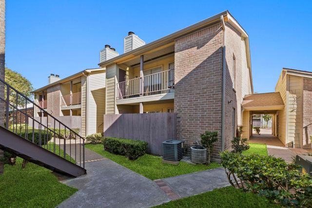 9350 Country Creek Drive 52, Houston, TX 77036