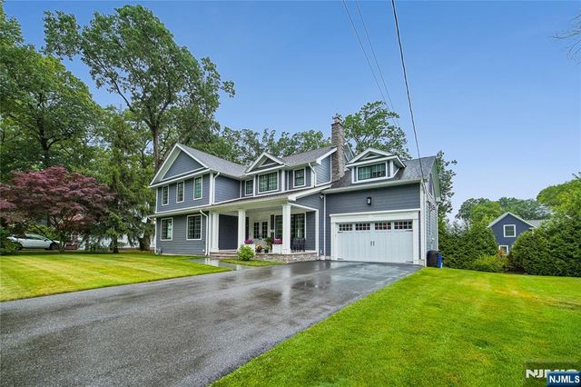 15 Fernwood Drive, Fair Lawn, NJ 07410