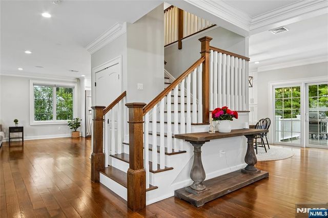 15 Fernwood Drive, Fair Lawn, NJ 07410