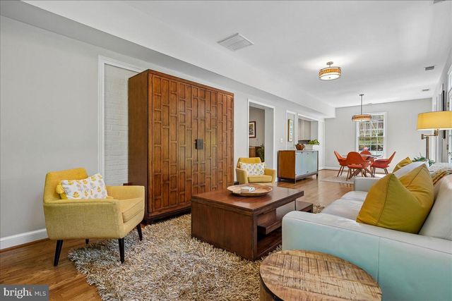419 SUMMERS DR, Alexandria, VA 22301
