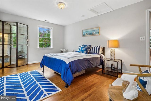 419 SUMMERS DR, Alexandria, VA 22301