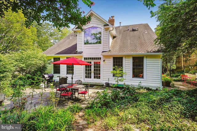 419 SUMMERS DR, Alexandria, VA 22301