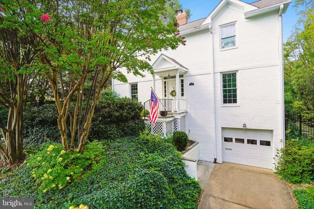 419 SUMMERS DR, Alexandria, VA 22301