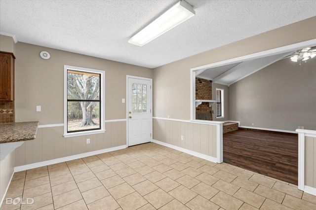 9200 Dawn Ridge Drive, Shreveport, LA 71118