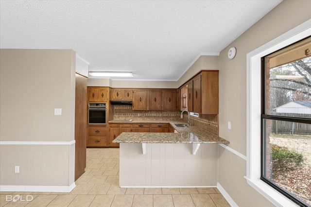 9200 Dawn Ridge Drive, Shreveport, LA 71118