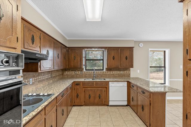 9200 Dawn Ridge Drive, Shreveport, LA 71118