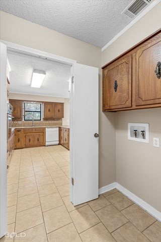 9200 Dawn Ridge Drive, Shreveport, LA 71118