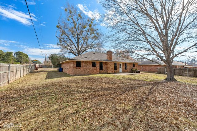 9200 Dawn Ridge Drive, Shreveport, LA 71118
