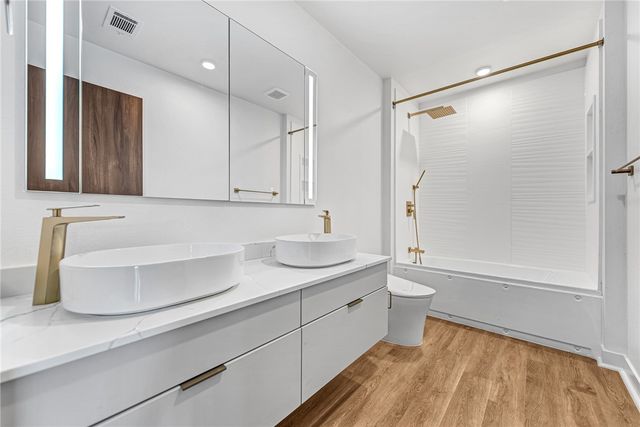 1125 Emilia Avenue, Lowell, AR 72745