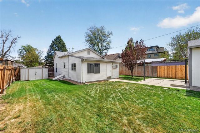 2831 S Acoma Street, Englewood, CO 80110