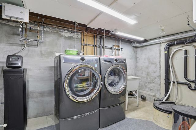303 E 16th Ave, Spokane, WA 99203