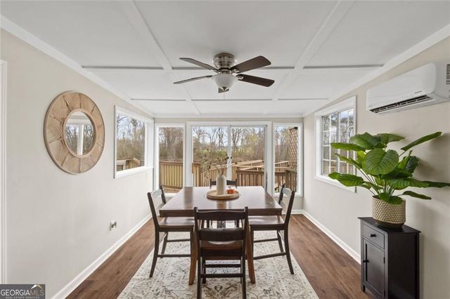 8126 Blacks Bluff Road SW, Cave Spring, GA 30124
