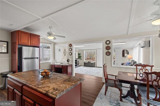 8126 Blacks Bluff Road SW, Cave Spring, GA 30124