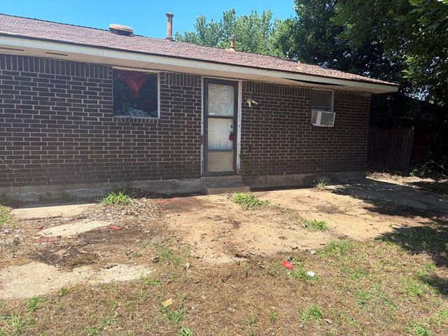 4400 Epperly Drive, Del City, OK 73115