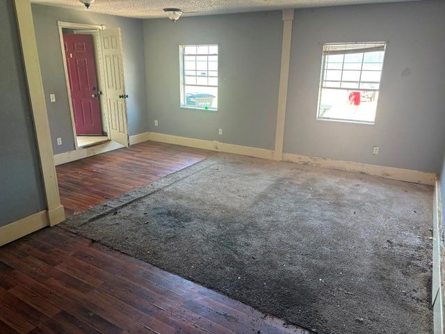 4400 Epperly Drive, Del City, OK 73115