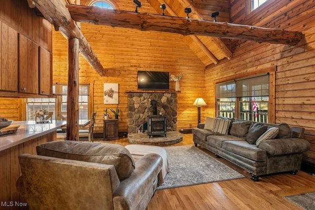 3590 E Aurora Road, Twinsburg, OH 44087