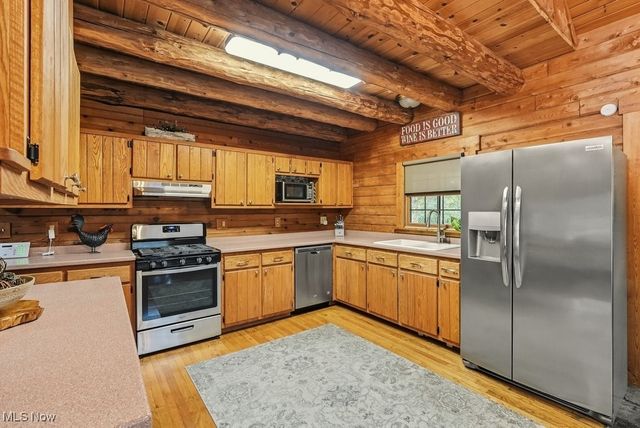 3590 E Aurora Road, Twinsburg, OH 44087