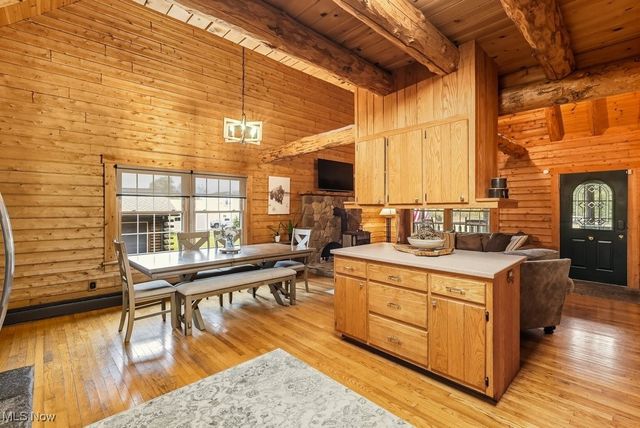 3590 E Aurora Road, Twinsburg, OH 44087