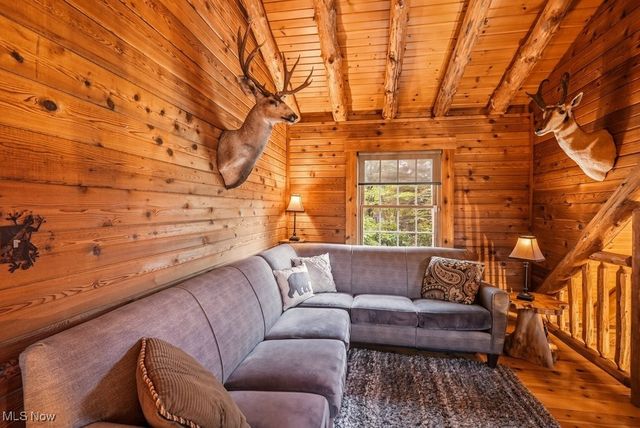 3590 E Aurora Road, Twinsburg, OH 44087