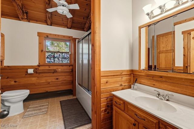 3590 E Aurora Road, Twinsburg, OH 44087