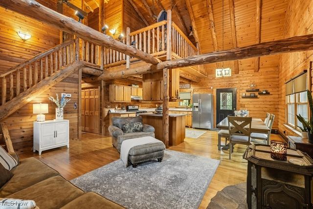 3590 E Aurora Road, Twinsburg, OH 44087