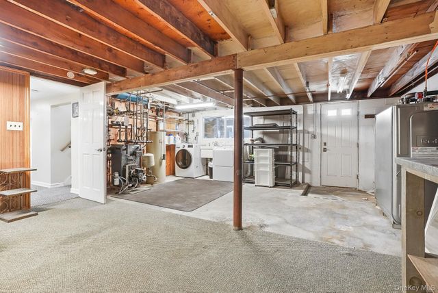 12 Lakeview Road, Carmel, NY 10512