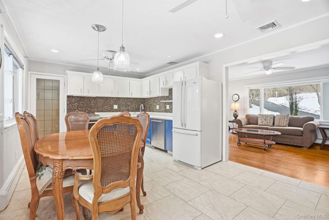 12 Lakeview Road, Carmel, NY 10512