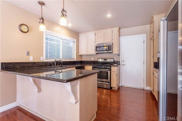 28012 Gold Hill, Castaic, CA 91384