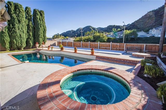 28012 Gold Hill, Castaic, CA 91384