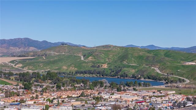 28012 Gold Hill, Castaic, CA 91384