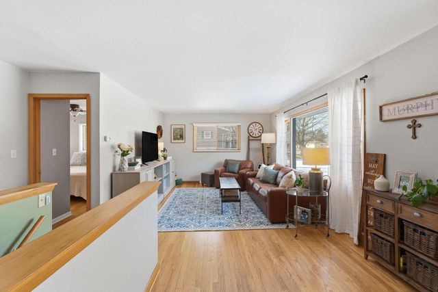 S17W36879 Henry STREET, Dousman, WI 53118