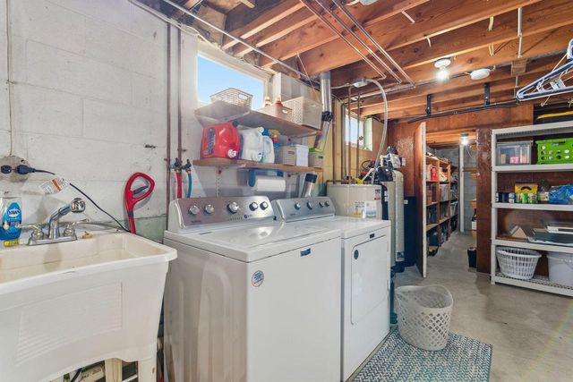 S17W36879 Henry STREET, Dousman, WI 53118