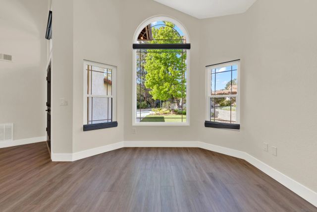 9395 Pipilo St, San Diego, CA 92129