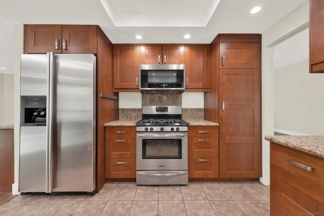 9395 Pipilo St, San Diego, CA 92129