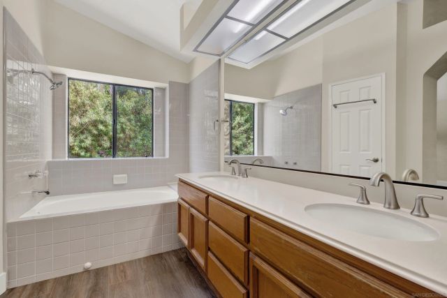 9395 Pipilo St, San Diego, CA 92129