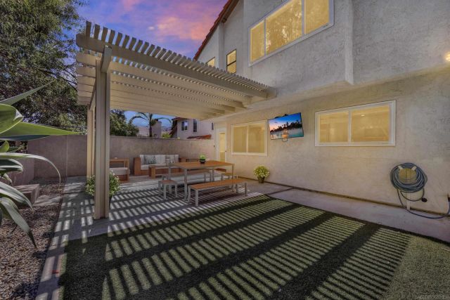9395 Pipilo St, San Diego, CA 92129