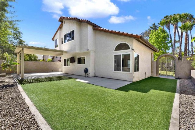 9395 Pipilo St, San Diego, CA 92129