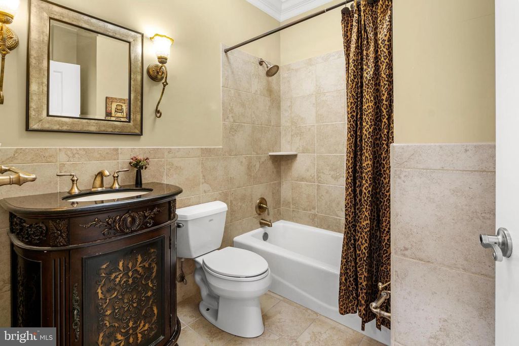 3213 HATTON RD, Baltimore, MD 21208