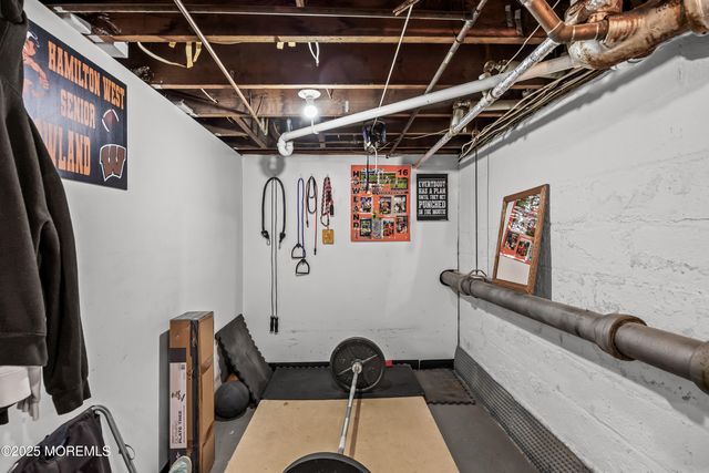 187 Chapman Avenue, Hamilton, NJ 08610