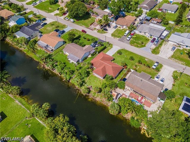 2100 55th ST SW, Naples, FL 34116