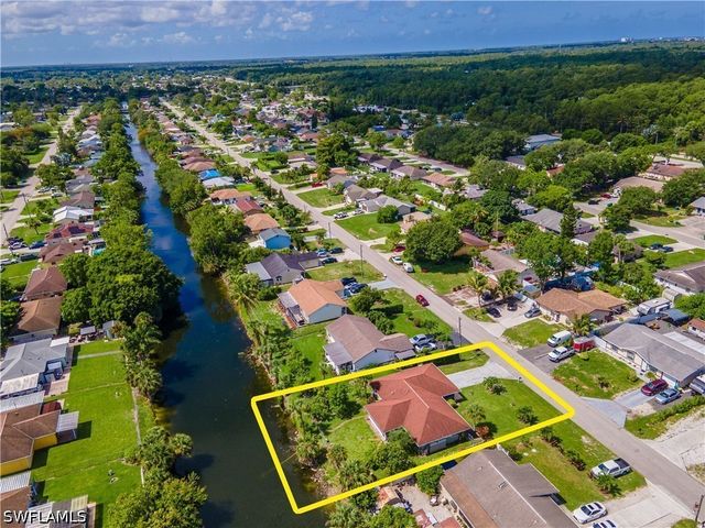 2100 55th ST SW, Naples, FL 34116