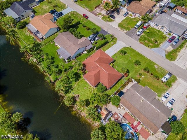 2100 55th ST SW, Naples, FL 34116