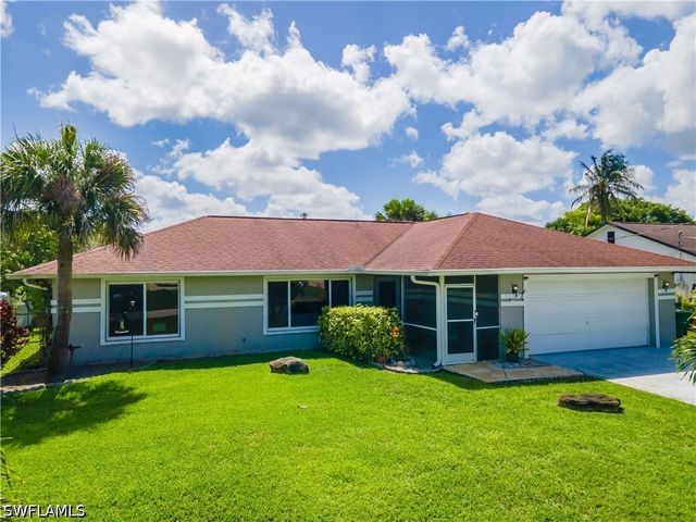 2100 55th ST SW, Naples, FL 34116