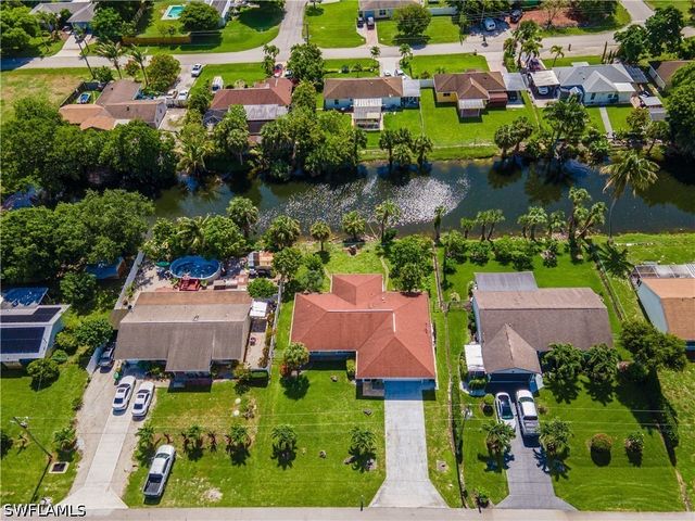 2100 55th ST SW, Naples, FL 34116